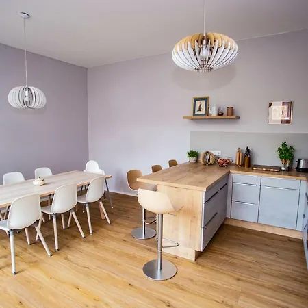 Apartamento Eckhof Domizil - Grosszuegige Mit Kleinem Garten In Der Altstadt Von *