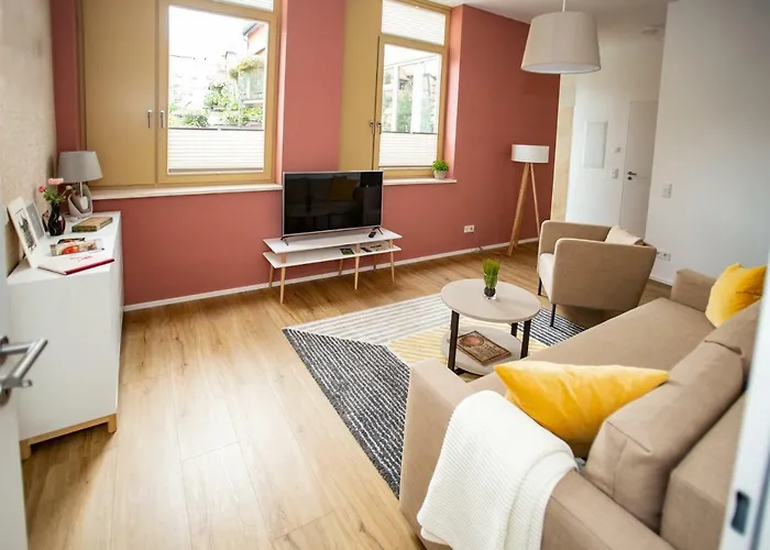 Eckhof Domizil - Grosszuegige Mit Kleinem Garten In Der Altstadt Von Gotha